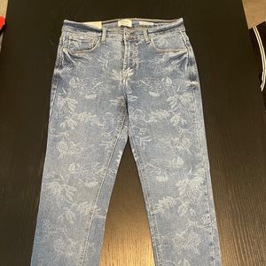 NWT Floral Jeans Size 6